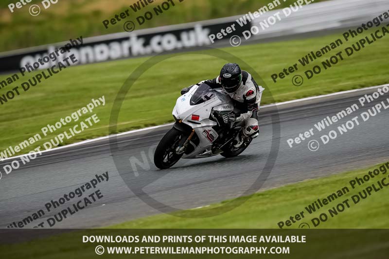 PJM Photography;anglesey;brands hatch;cadwell park;croft;donington park;enduro digital images;event digital images;eventdigitalimages;mallory;no limits;oulton park;peter wileman photography;racing digital images;silverstone;snetterton;trackday digital images;trackday photos;vmcc banbury run;welsh 2 day enduro